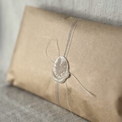 春のおすすめ革ギフト5選 | 心機一転頑張る人へ。