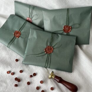 gift wrapping(Christmas)