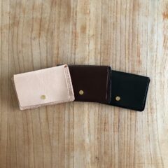 枚数に順応する、包容力のある名刺入れ