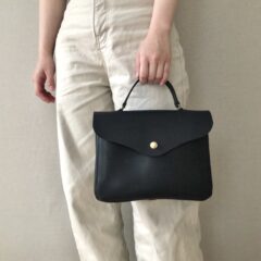 new color◎ | 「German hook handbag」スミクロ