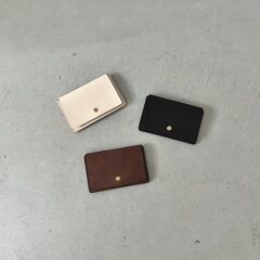 枚数に順応する、包容力のある名刺入れ