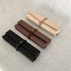 クラシックな革箱ペンケース　姫路レザー