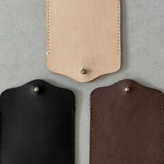 素材の経年変化を愉しむ。スマートパスケース