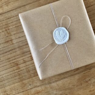 母の日おすすめギフト💐 | 暮らしの質を上げる革ものを贈る