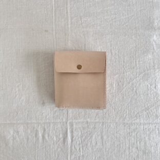 横向きの二つ折り財布　SIBILLA Liscio/シビラリスシオ