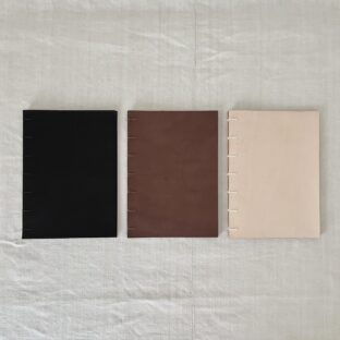 手製本の革手帖（A5サイズ）　姫路レザー